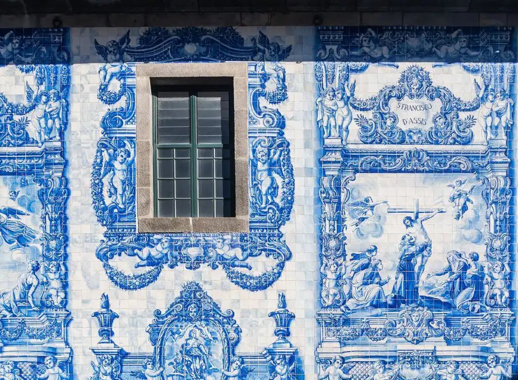 Blue-and-white azulejo tiles on a Porto chapel wall