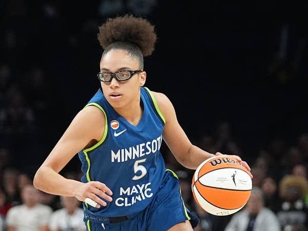 Lot 415: Get Loud for the Lynx!