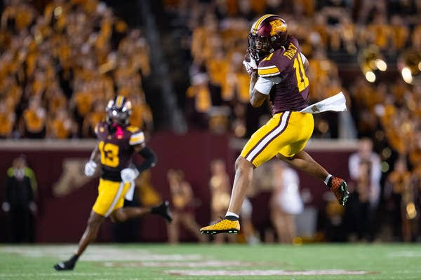 Lot 416: Gophers vs. UCLA: Big Ten Saturday